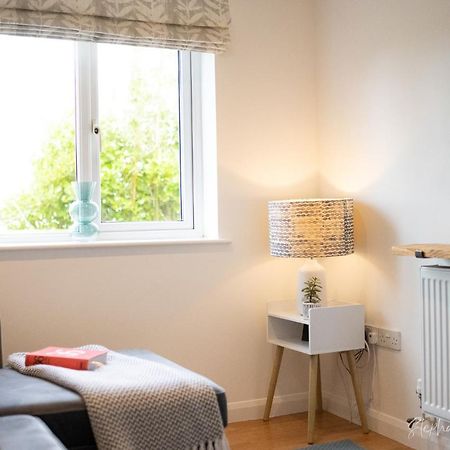The Lookout, Modern Home From Home, Sleeps 5, With Private Parking & Outside Terrace St Ives Eksteriør bilde