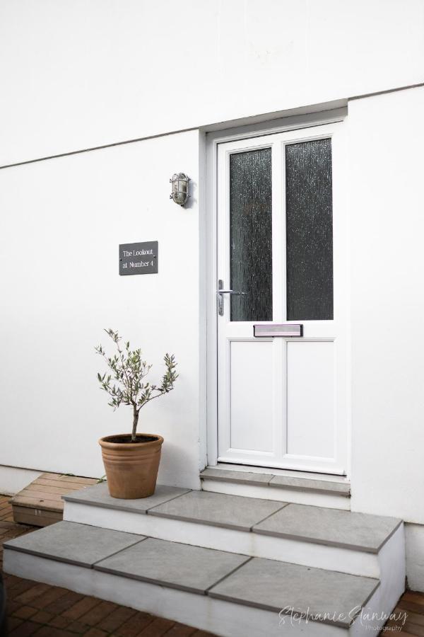 The Lookout, Modern Home From Home, Sleeps 5, With Private Parking & Outside Terrace St Ives Eksteriør bilde
